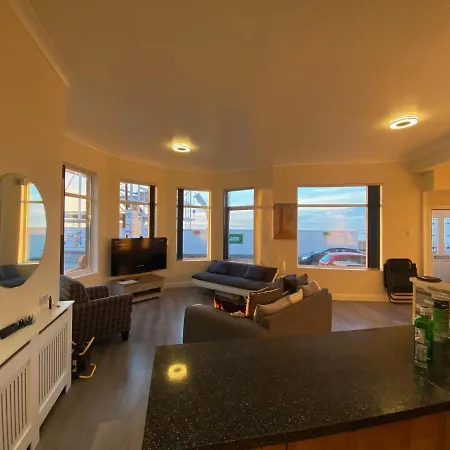 Seaview Aparthotel *
