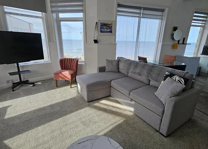 Aparthotel Seaview 4*